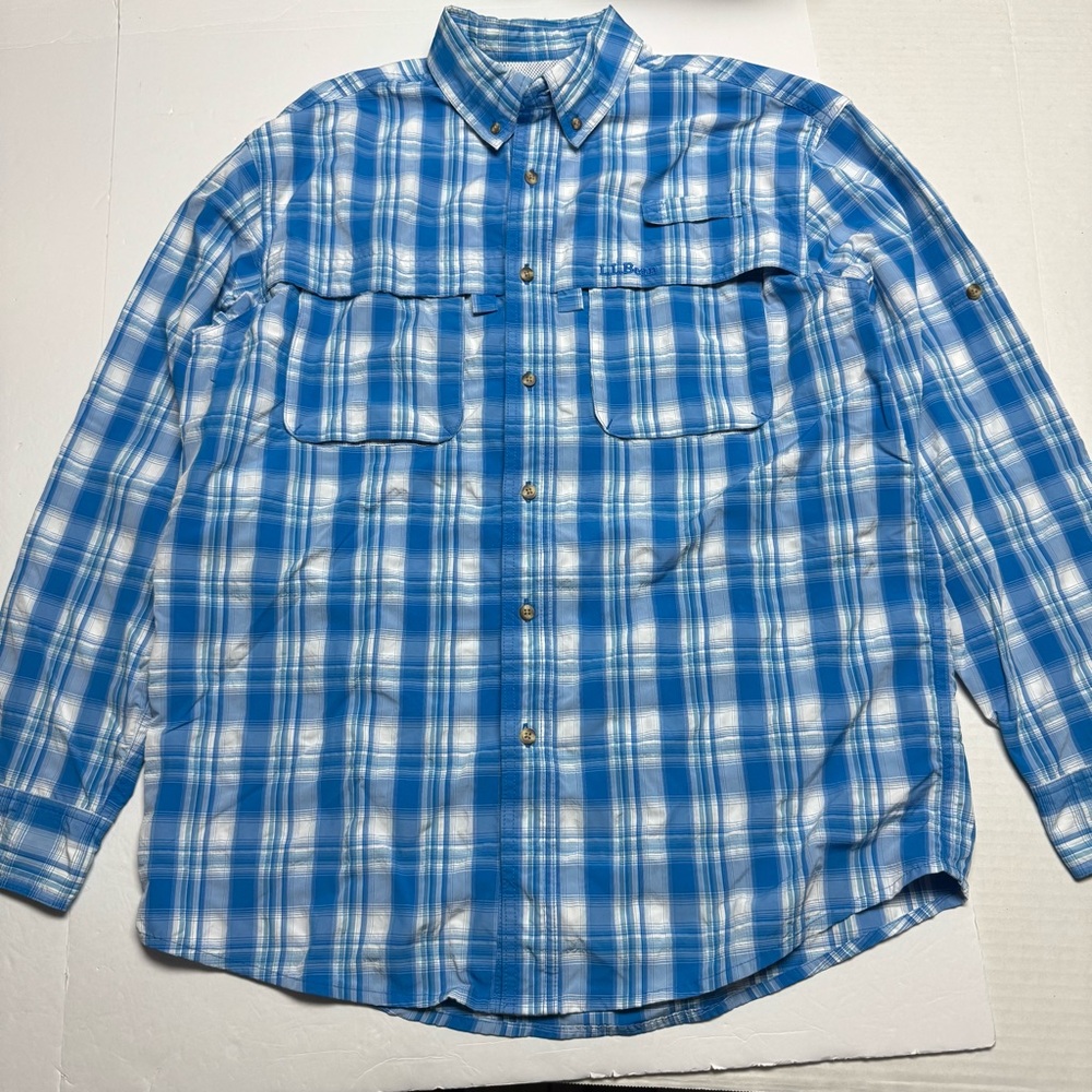 LL Bean Men's Size M Blue Plaid Long Sleeve Vented Shirt Fishing Rod Holder